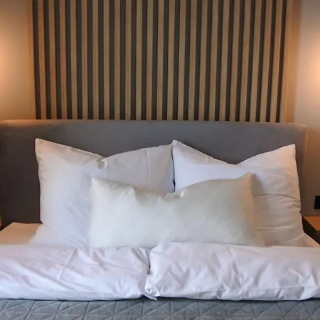 Apartamento In Mit Terrasse By Interhome